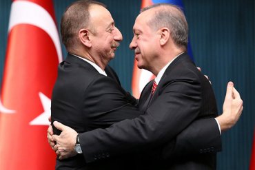 Азербайджан и Турция воткнули шампур в спину России
